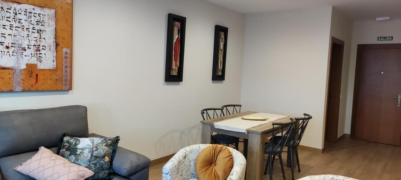 Divina 10 Apartment Aviles Luaran gambar