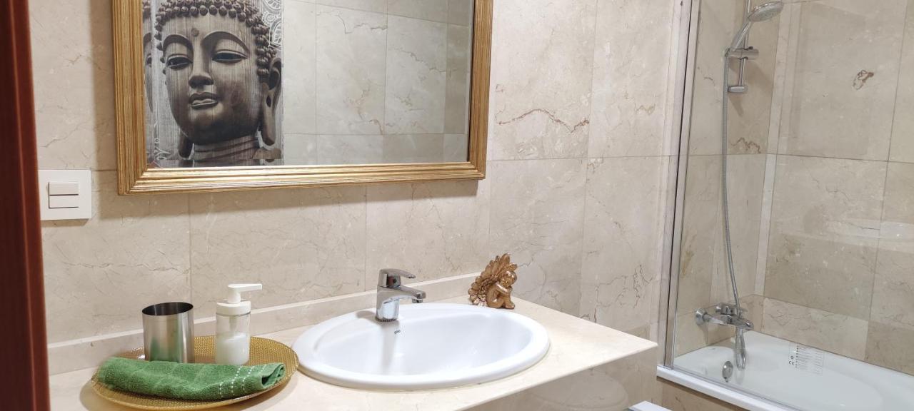 Divina 10 Apartment Aviles Luaran gambar